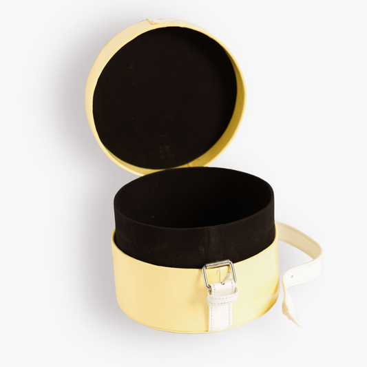 DRAMA STORAGE VANITY CASE
