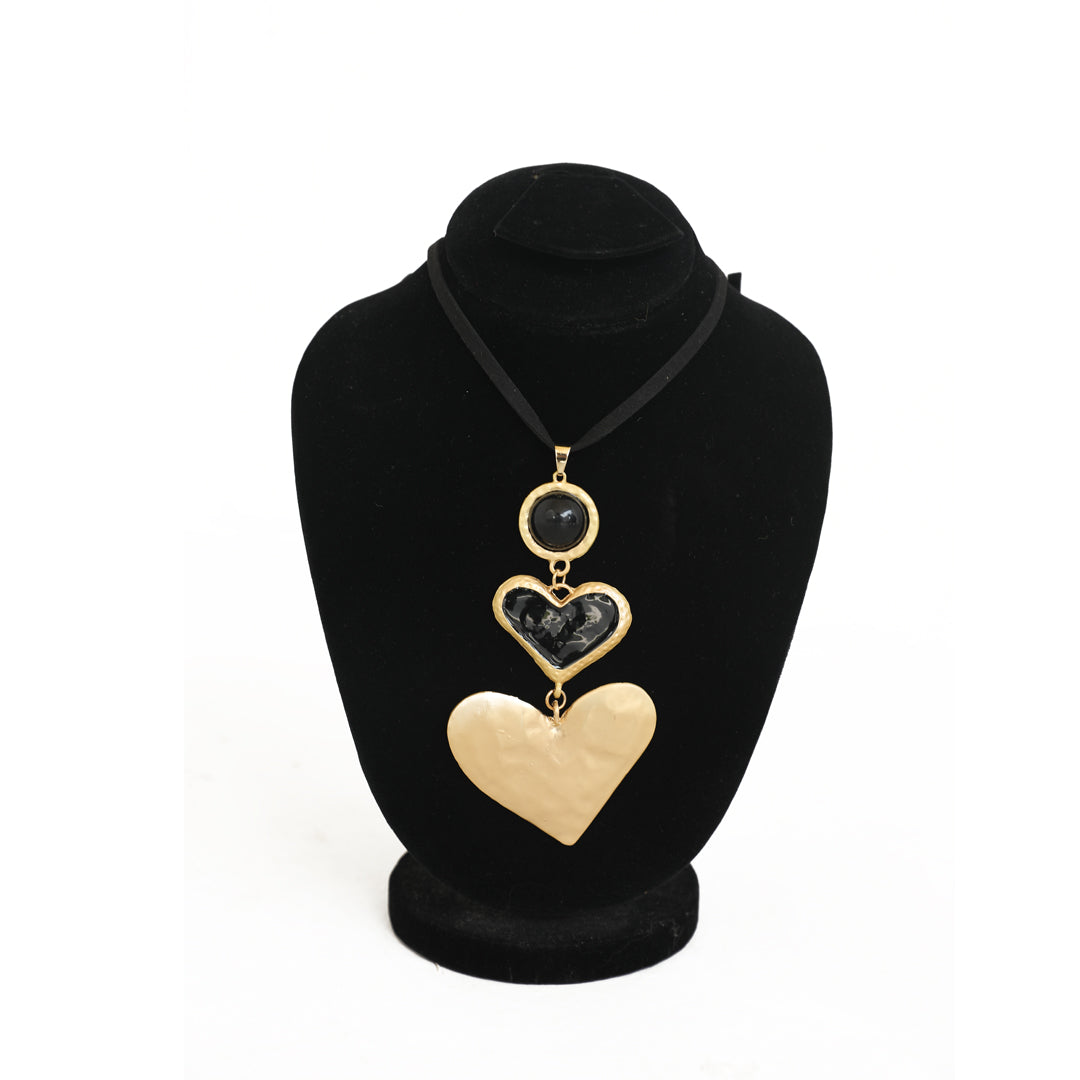 KING OF HEARTS NECKLACE